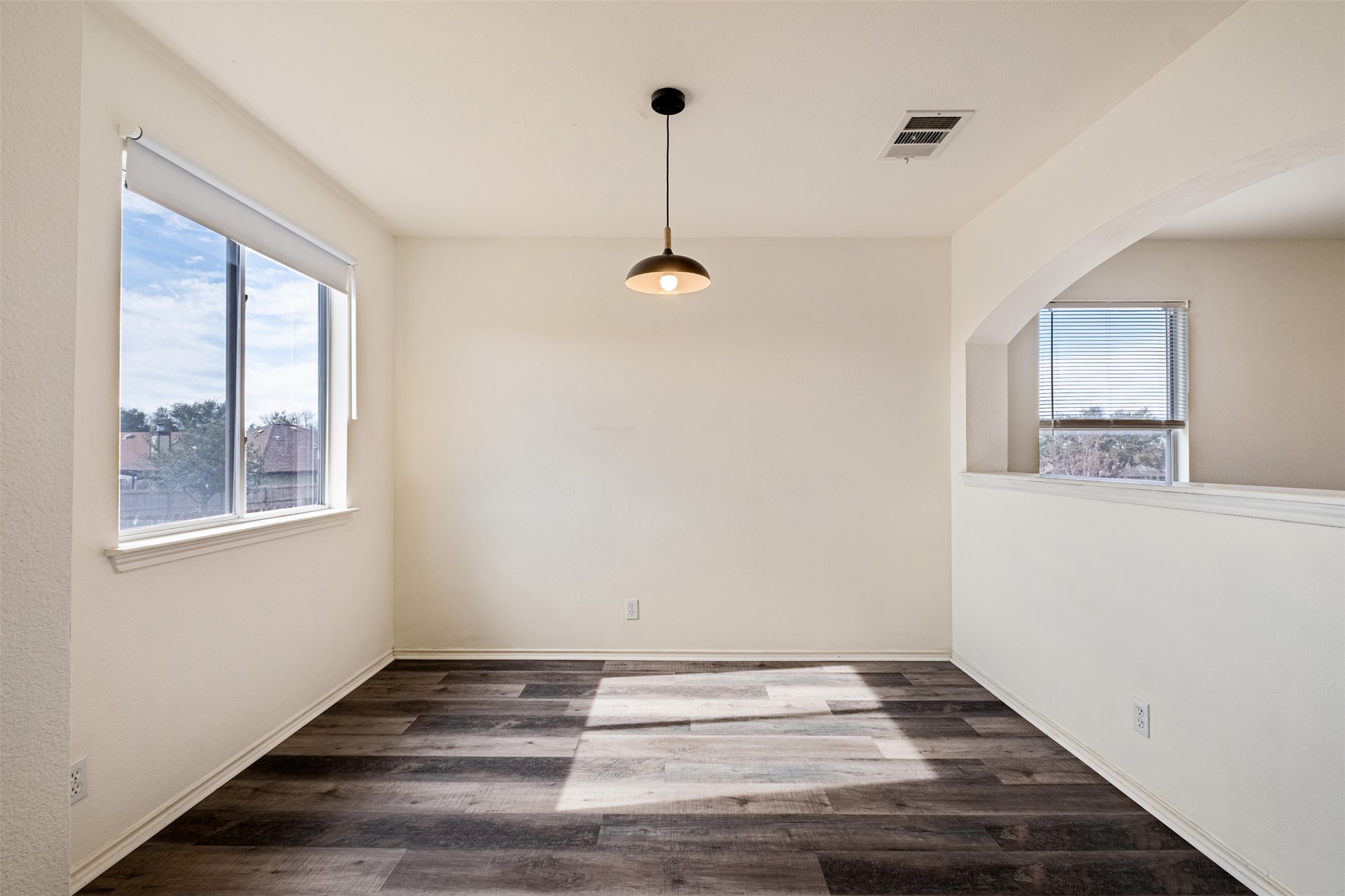 104 Pond Way Hutto, TX 78634 - Photo 8 of 27