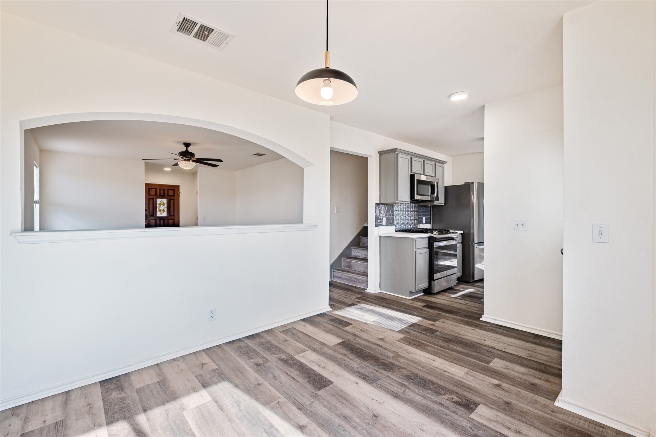 104 Pond Way Hutto, TX 78634 - Photo 9 of 27