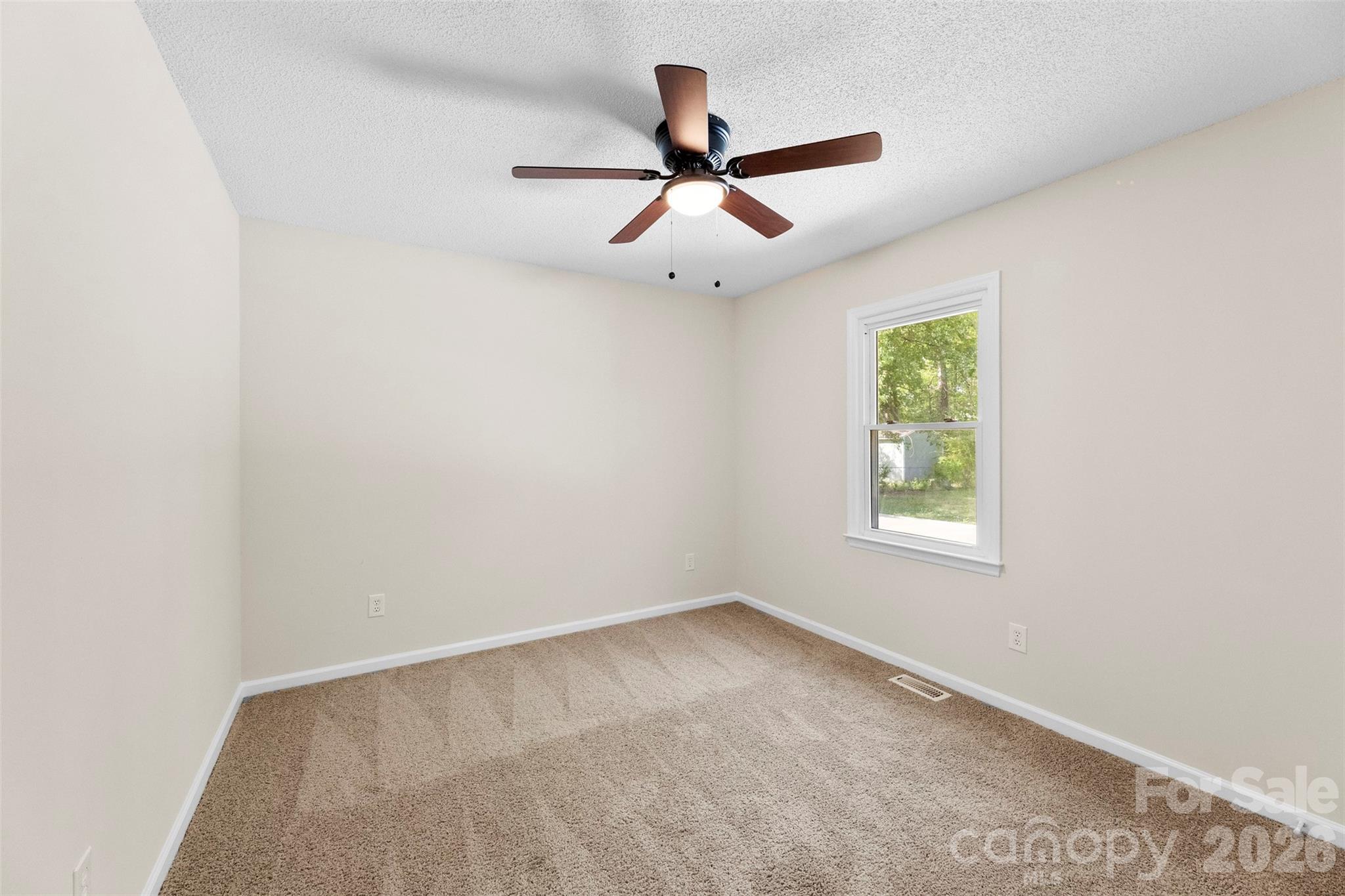 240 East Old Limestone Road York, SC 29745 - Photo 9 of 28 Gallery Image 9