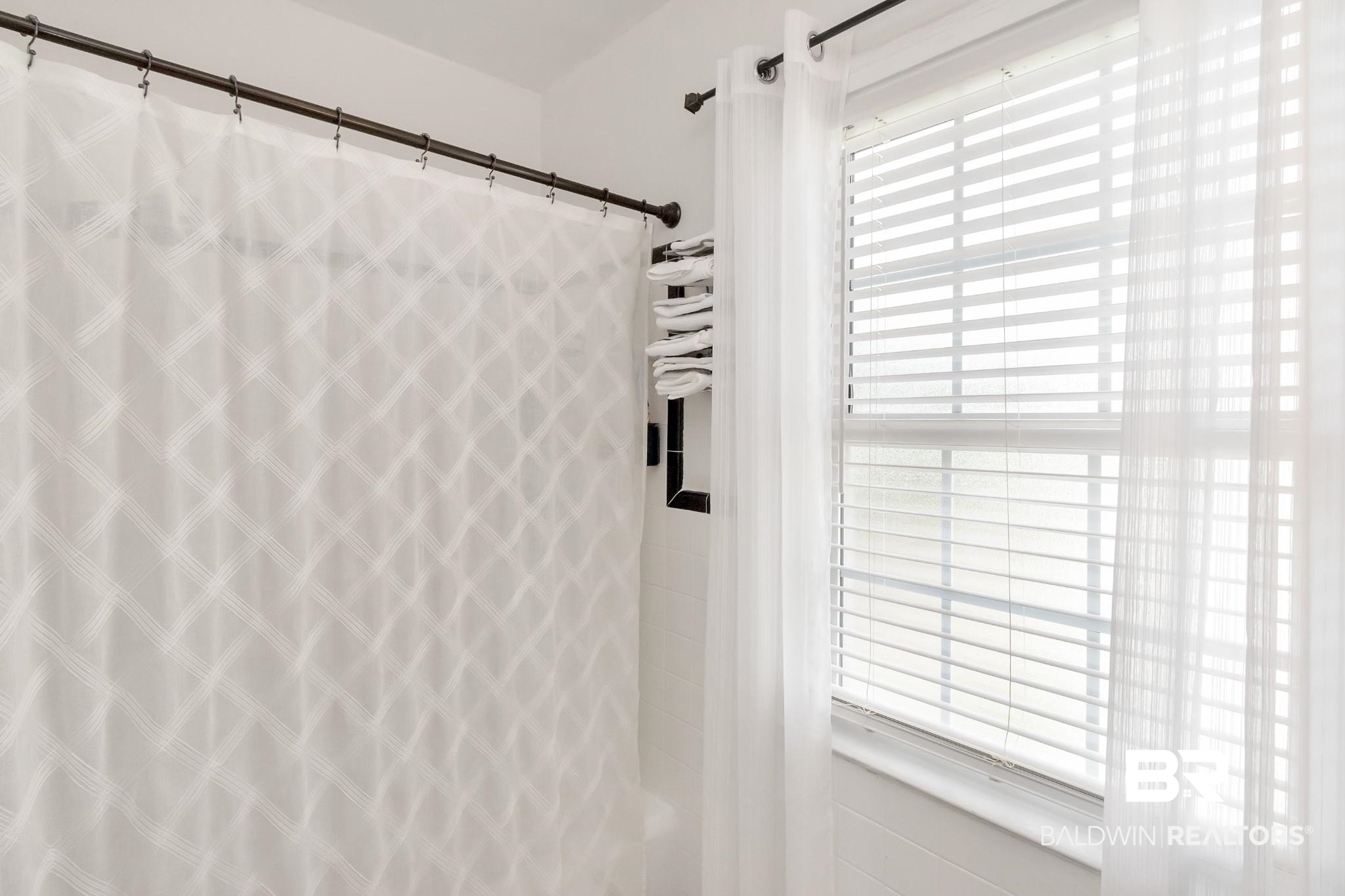 214 Upham Street, Unit 13D Mobile, AL 36607 - Photo 13 of 30