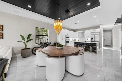 $2,500,000 | 3019 Gin Berry Way, West Palm Beach, FL 33401