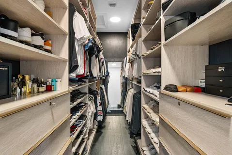 $2,500,000 | 3019 Gin Berry Way, West Palm Beach, FL 33401