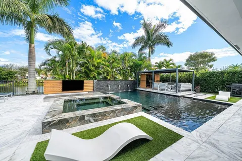 $2,500,000 | 3019 Gin Berry Way, West Palm Beach, FL 33401