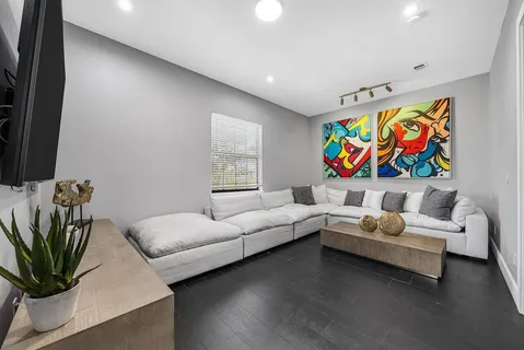 $2,500,000 | 3019 Gin Berry Way, West Palm Beach, FL 33401