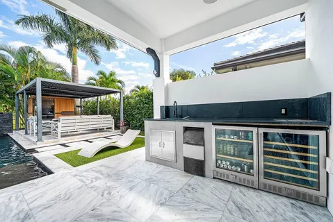 $2,500,000 | 3019 Gin Berry Way, West Palm Beach, FL 33401