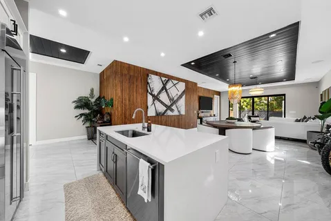 $2,500,000 | 3019 Gin Berry Way, West Palm Beach, FL 33401