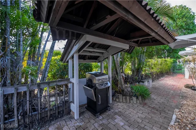 $599,900 | 3511 Southeast 18th Place, Cape Coral, FL 33904