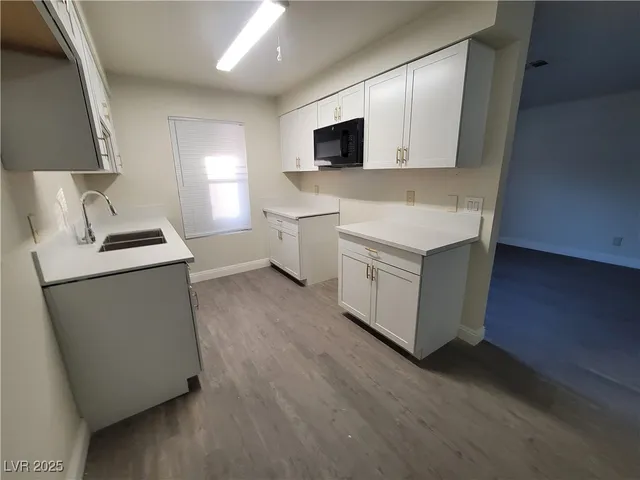 $790 | 2451 North Rainbow Boulevard, Unit 1038, Las Vegas, NV 89108