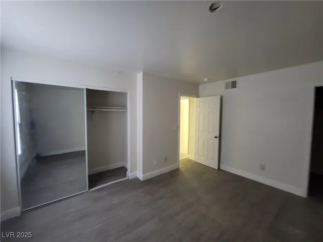 $790 | 2451 North Rainbow Boulevard, Unit 1038, Las Vegas, NV 89108