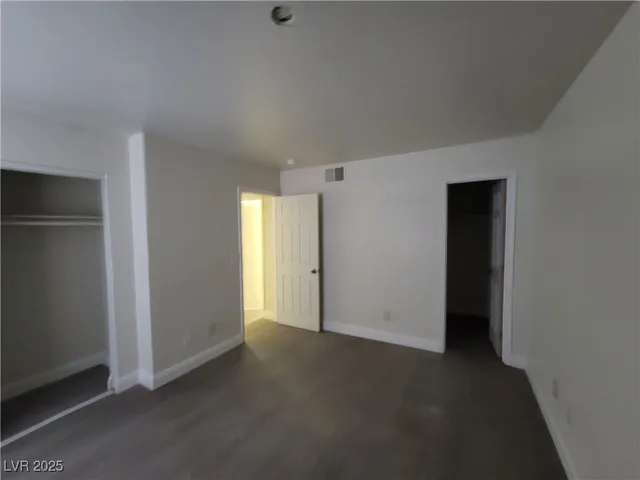 $790 | 2451 North Rainbow Boulevard, Unit 1038, Las Vegas, NV 89108