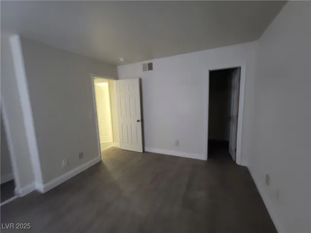 $790 | 2451 North Rainbow Boulevard, Unit 1038, Las Vegas, NV 89108