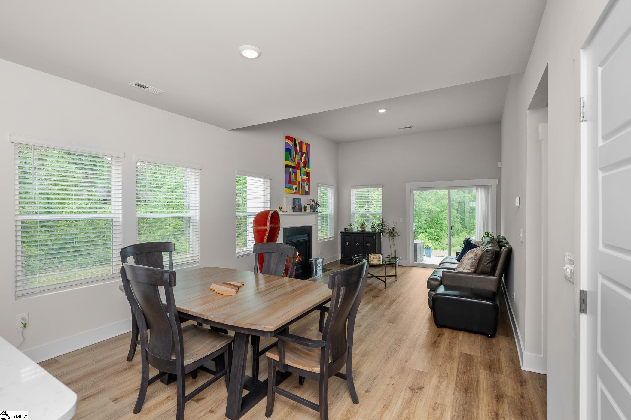 24 Sparrow Lane Greenville, SC 29607 - Photo 11 of 33