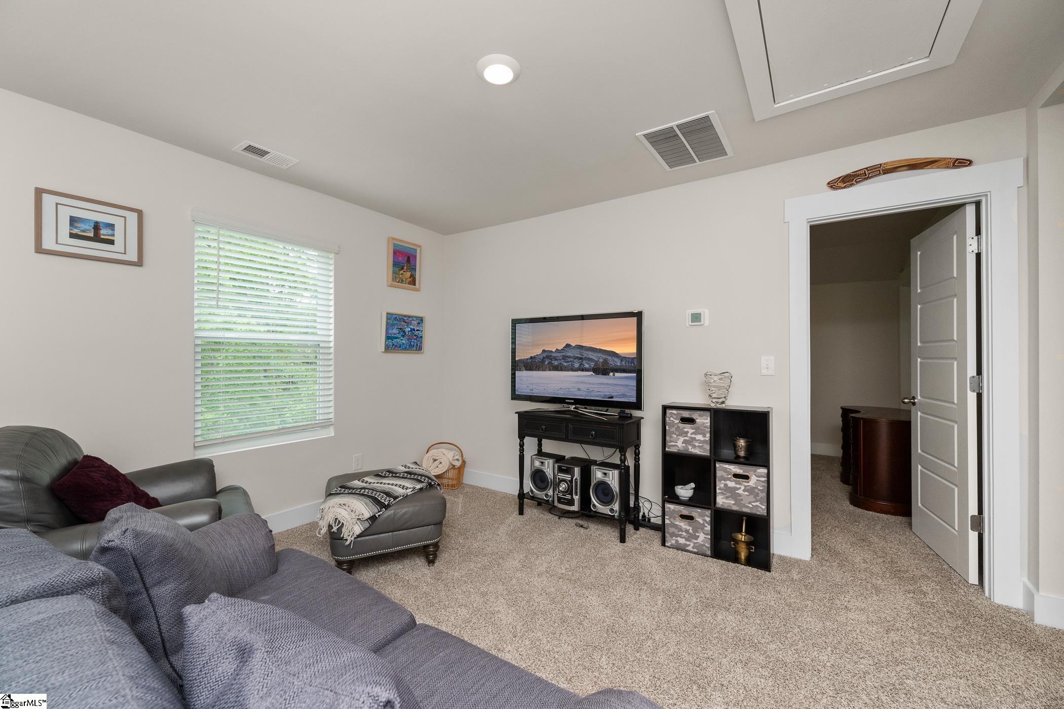 24 Sparrow Lane Greenville, SC 29607 - Photo 20 of 33