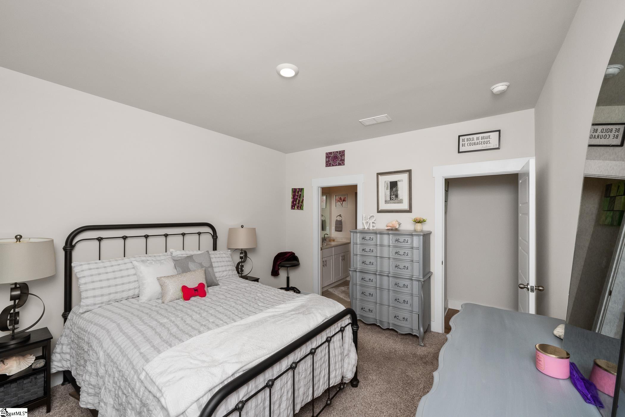 24 Sparrow Lane Greenville, SC 29607 - Photo 22 of 33