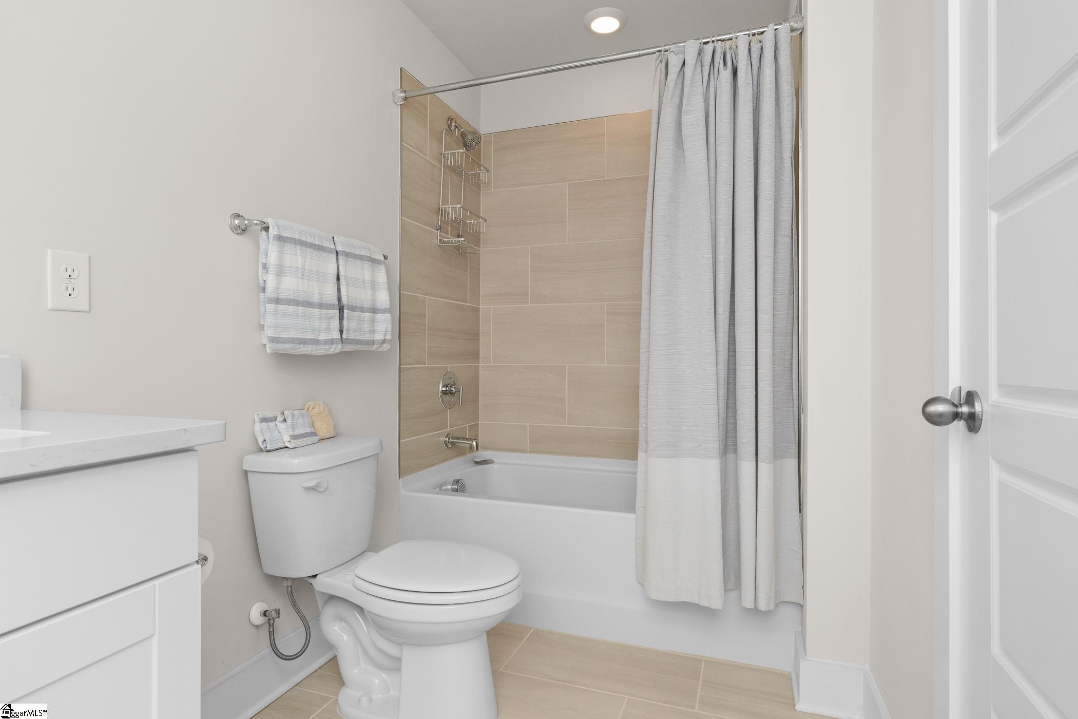 24 Sparrow Lane Greenville, SC 29607 - Photo 29 of 33