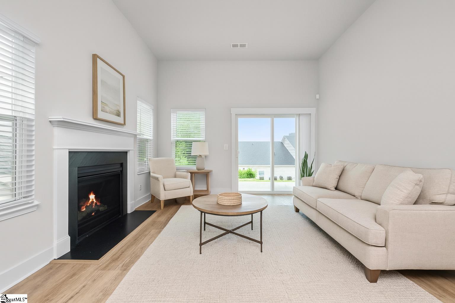 24 Sparrow Lane Greenville, SC 29607 - Photo 7 of 33