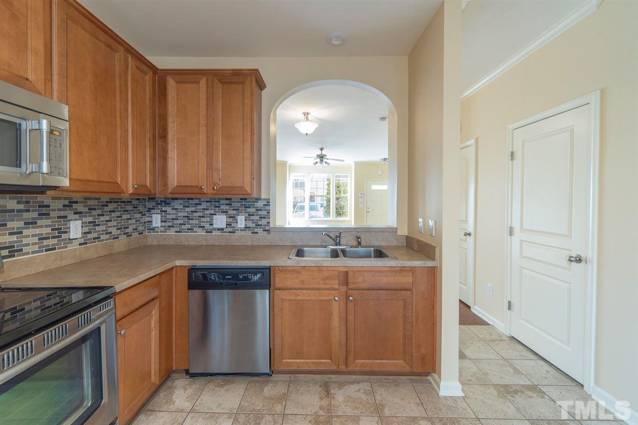 4428 Sugarbend Way Raleigh, NC 27606 - Photo 6 of 21 Gallery Image 6