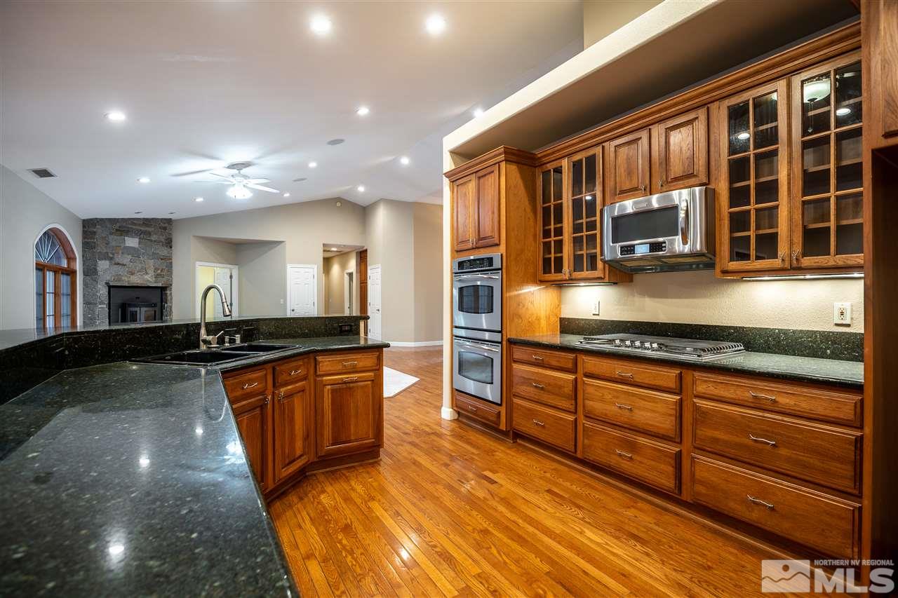 150 Piney Creek Road Reno, NV 89511 - Photo 8 of 30 Photo 8