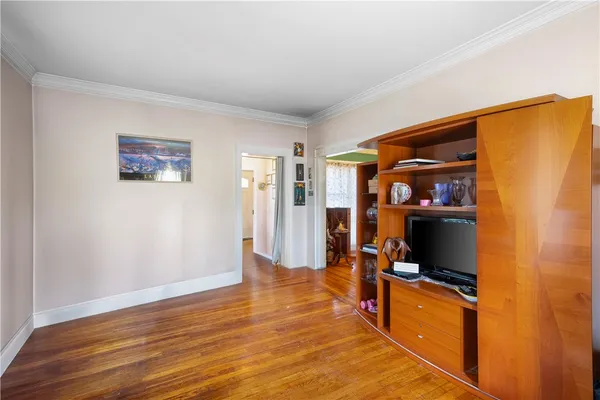 $469,900 | 53 Wampanoag Trail, East Providence, RI 02915