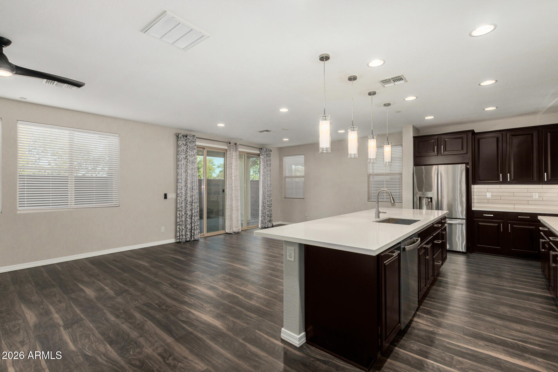 1861 South Follett Way Gilbert, AZ 85295 - Photo 8 of 48 11 - Follett