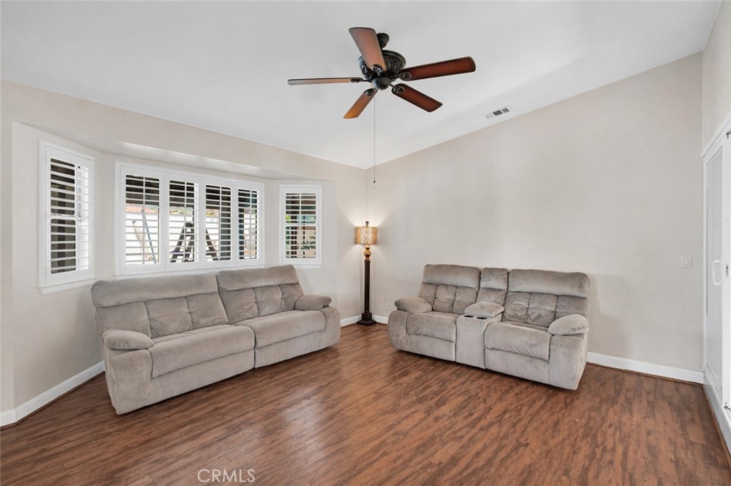 16258 Chiwi Road Apple Valley, CA 92307 - Photo 15 of 49