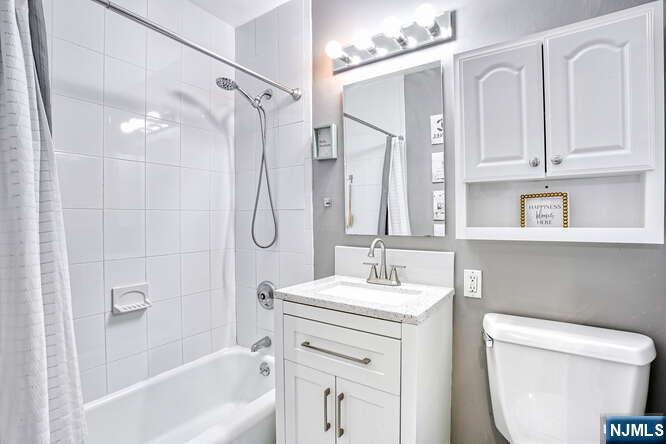 1 Horizon Road, Unit 1426 Fort Lee, NJ 07024 - Photo 13 of 26