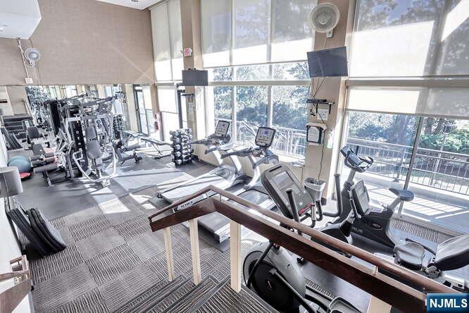 1 Horizon Road, Unit 1426 Fort Lee, NJ 07024 - Photo 19 of 26