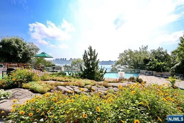 $175,000 | 1 Horizon Road, Unit 1426, Fort Lee, NJ 07024