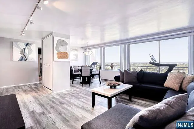 $175,000 | 1 Horizon Road, Unit 1426, Fort Lee, NJ 07024