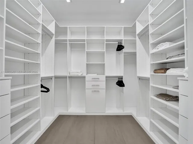 $21,900 | 2217 Northeast 17th Terrace, Wilton Manors, FL 33305