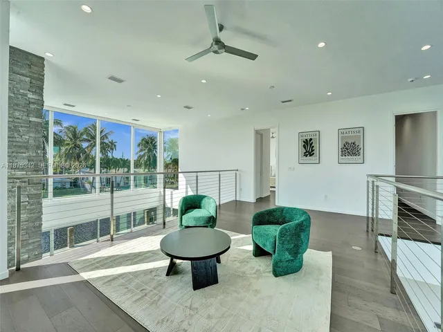 $21,900 | 2217 Northeast 17th Terrace, Wilton Manors, FL 33305