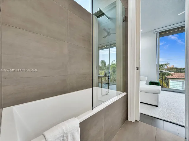 $21,900 | 2217 Northeast 17th Terrace, Wilton Manors, FL 33305