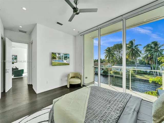 $21,900 | 2217 Northeast 17th Terrace, Wilton Manors, FL 33305