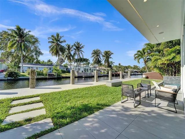 $21,900 | 2217 Northeast 17th Terrace, Wilton Manors, FL 33305