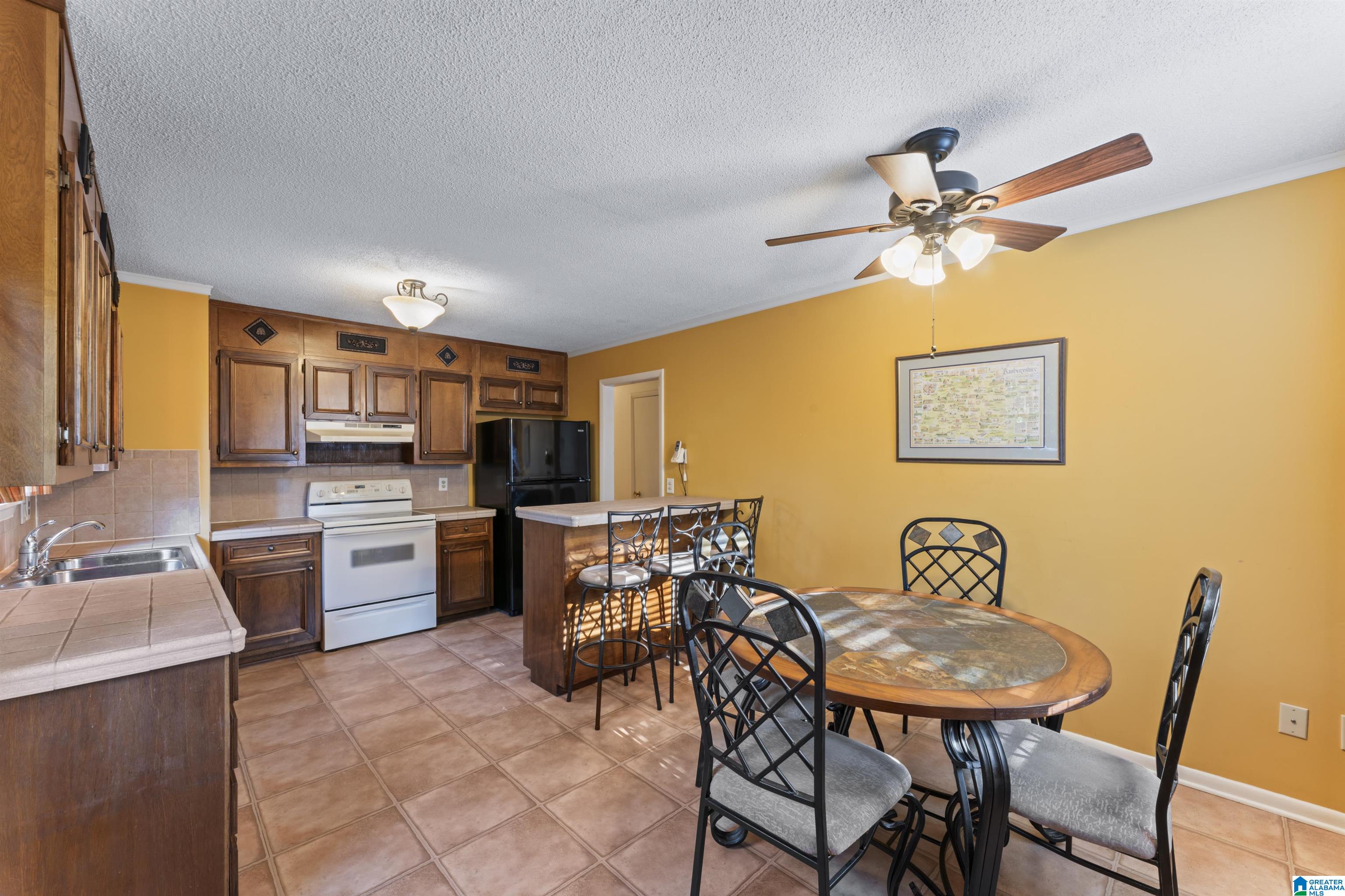1702 Gardenridge Road Gardendale, AL 35071 - Photo 16 of 38