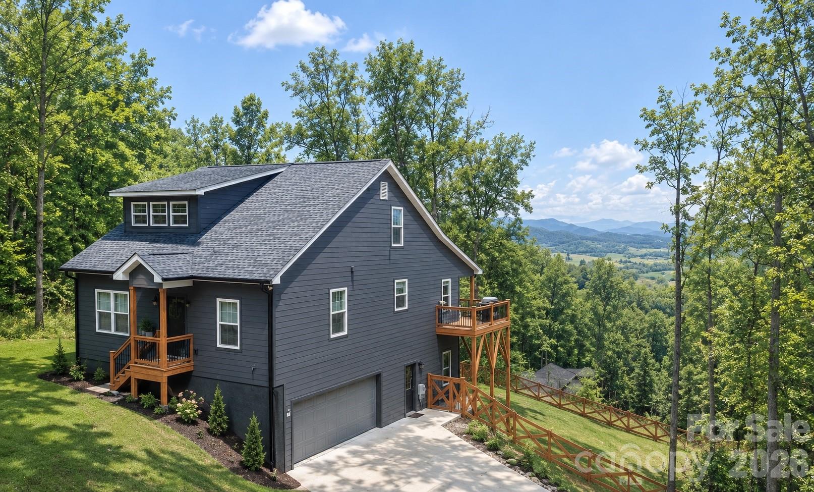 71 View Ridge Parkway Leicester, NC 28748 - Photo 2 of 32 Gallery Image 2