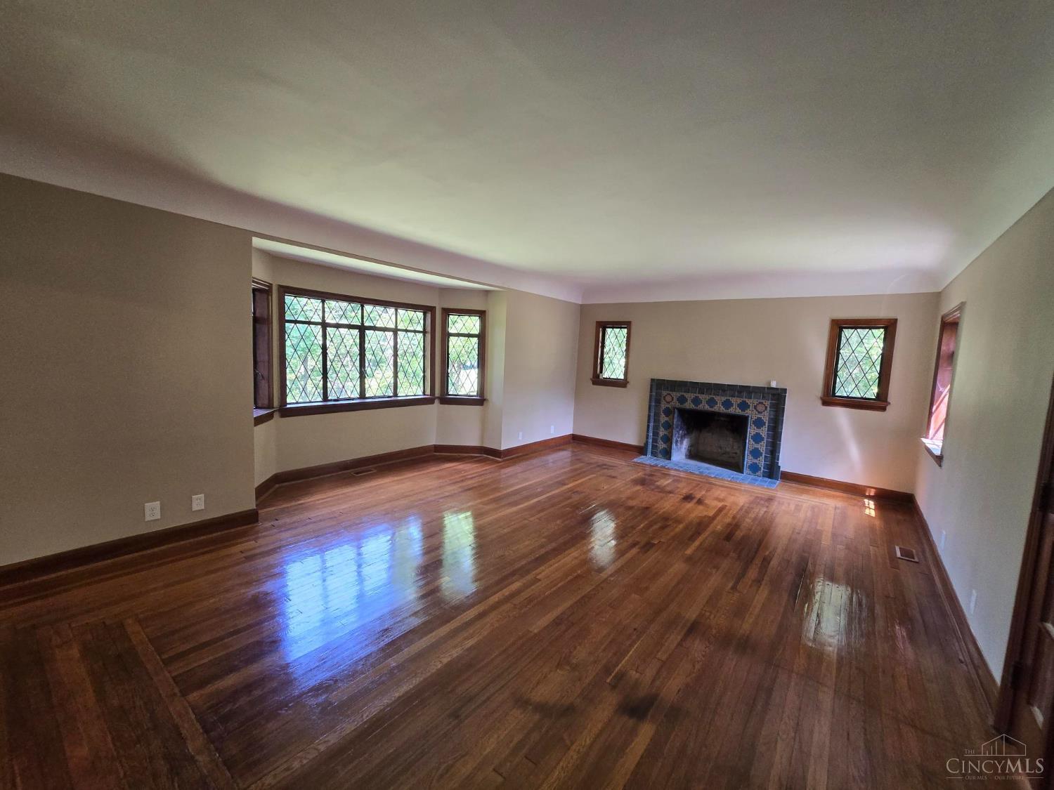 2019 Adams Road Cincinnati, OH 45231 - Photo 12 of 70 Gallery Image 12