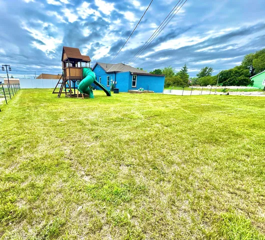 $134,000 | 329 2nd Street Northwest, Cass Lake, MN 56633