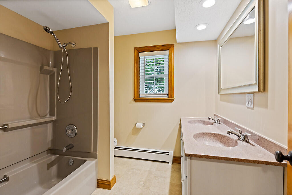 2 Coolidge Street Waterville, ME 04901 - Photo 60 of 81 17_BP5A6997_DxO_mls