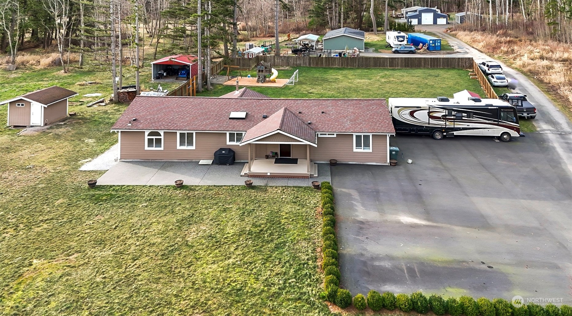7859 Kickerville Road Blaine, WA 98230 - Photo 3 of 33 Gallery Image 3