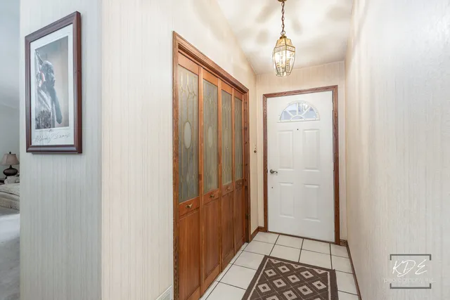 $440,000 | 12523 South 86th Avenue, Palos Park, IL 60464