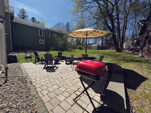 $575,000 | 247 Maple Avenue, Saratoga Springs, NY 12866