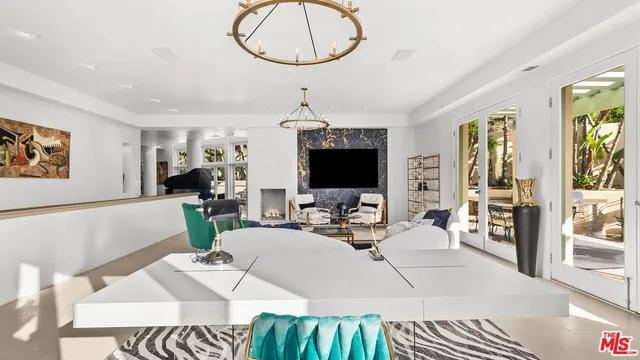 $23,950 | 1368 Vireo Drive, Los Angeles, CA 90069