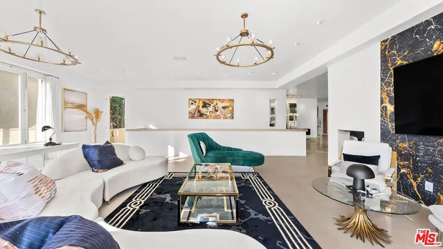 $23,950 | 1368 Vireo Drive, Los Angeles, CA 90069