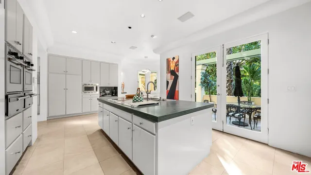 $23,950 | 1368 Vireo Drive, Los Angeles, CA 90069