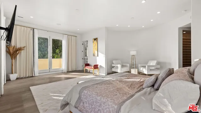 $23,950 | 1368 Vireo Drive, Los Angeles, CA 90069