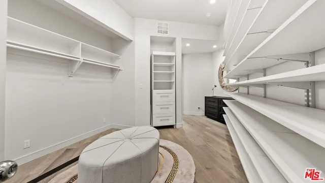 $23,950 | 1368 Vireo Drive, Los Angeles, CA 90069