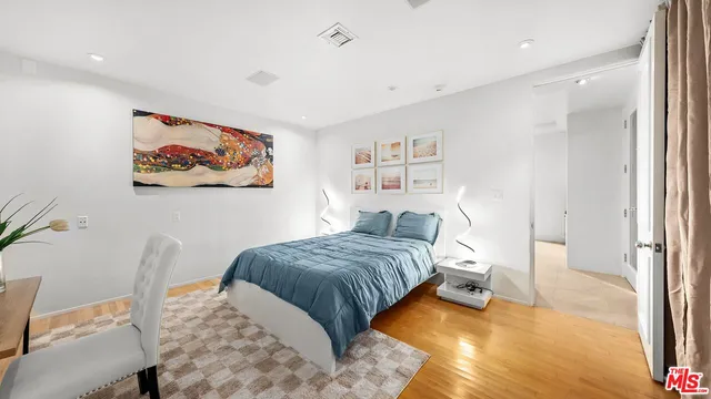 $23,950 | 1368 Vireo Drive, Los Angeles, CA 90069