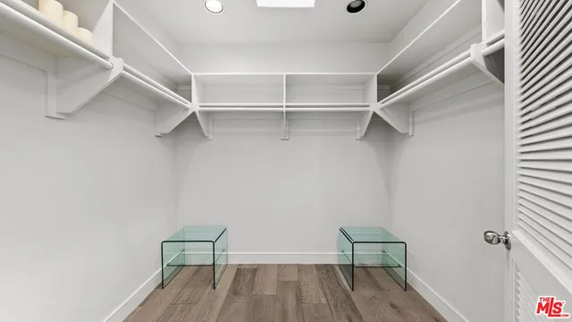 $23,950 | 1368 Vireo Drive, Los Angeles, CA 90069