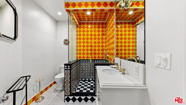 $23,950 | 1368 Vireo Drive, Los Angeles, CA 90069